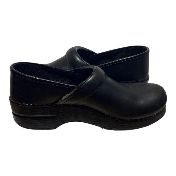 Dansko Professional Black Leather Clogs Women's Size 9 Comfort Work Shoes - Picture 7 of 8